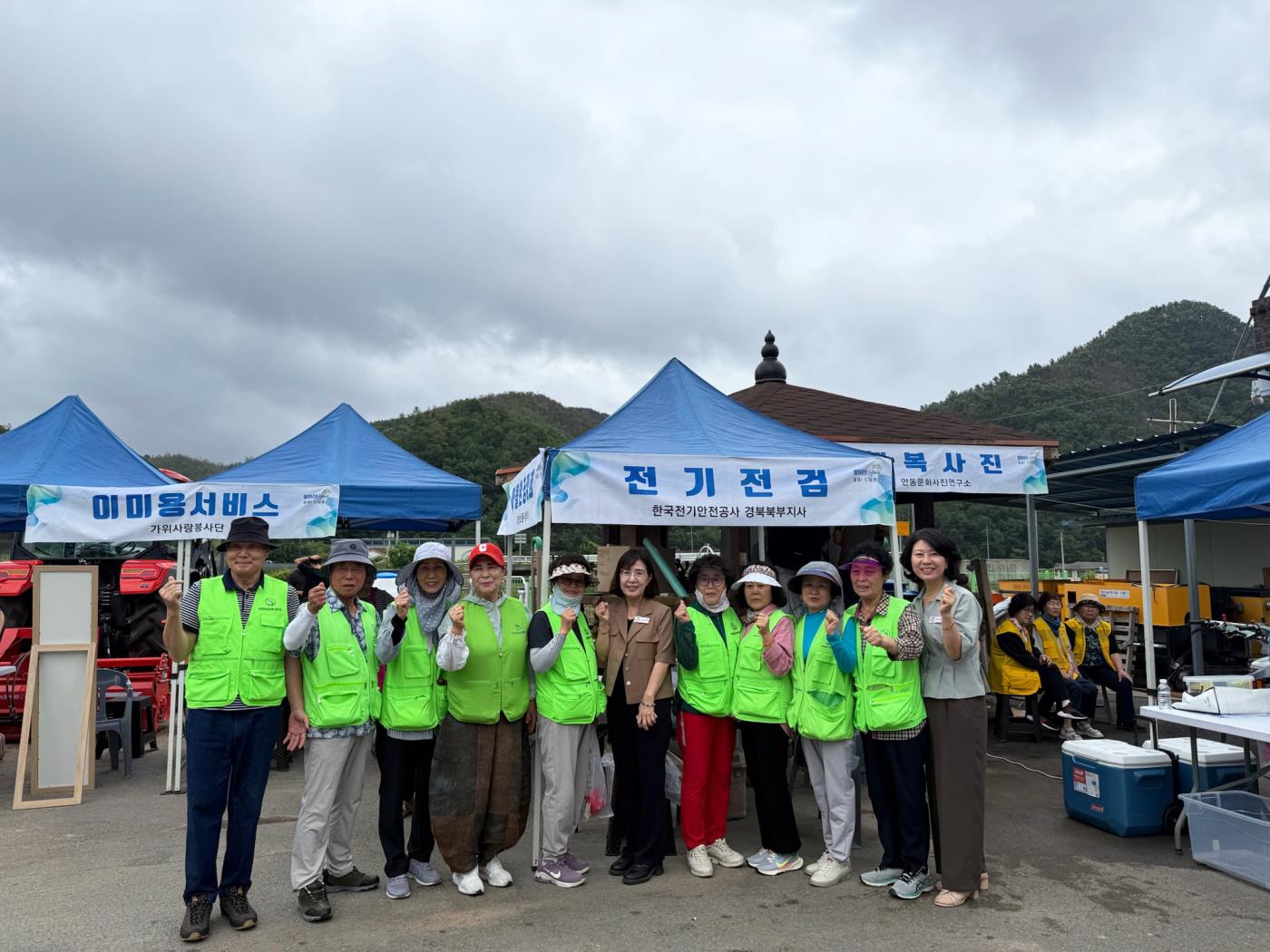 0716 출동! 드림봉사단, 일직면으로 출동! (1).jpg